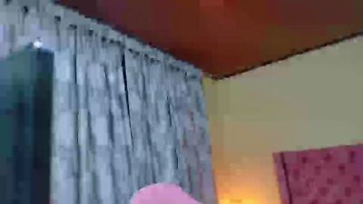 Lucia_evans21 live cam on Cam4