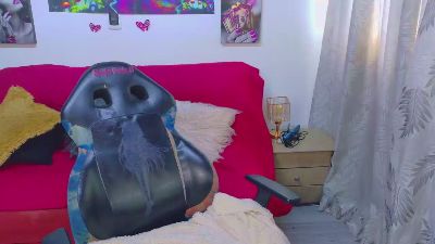 Lucia_evans21 live cam on Cam4