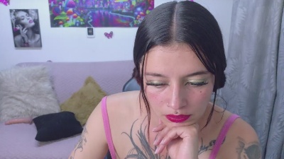 Lucia_evans21 live cam on Cam4