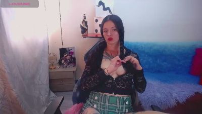 Lucia_evans21 live cam on Cam4