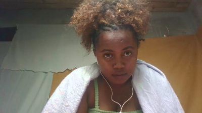 Luciana01 live cam on Cam4