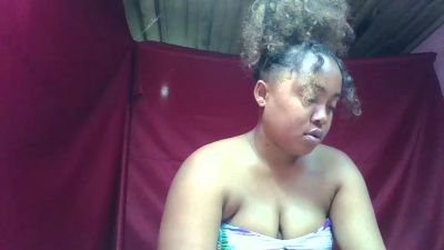Luciana01 live cam on Cam4