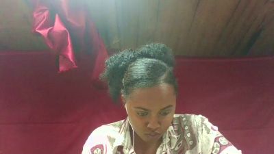 Luciana01 live cam on Cam4
