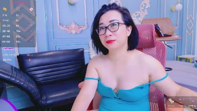 LucianaME live cam on Cam4