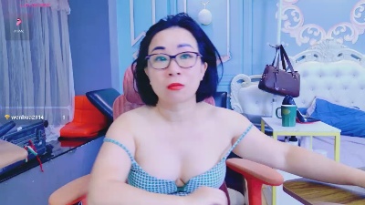 LucianaME live cam on Cam4