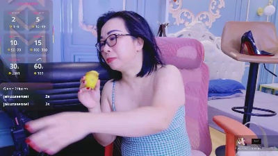 LucianaME live cam on Cam4