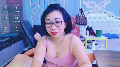 LucianaME live cam on Cam4