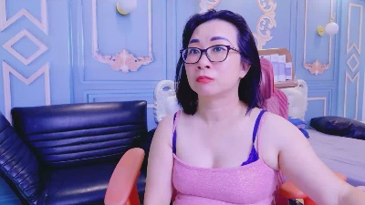 LucianaME live cam on Cam4