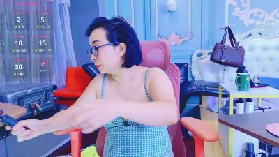 LucianaME live cam on Cam4