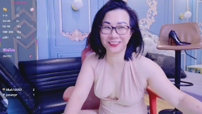 LucianaME live cam on Cam4