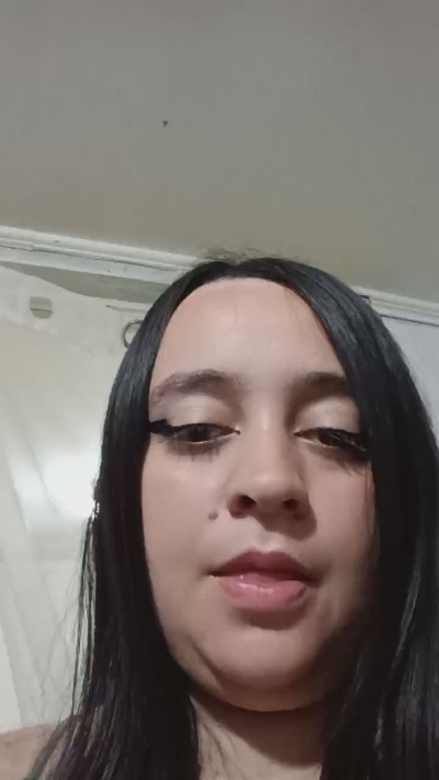 Lucianadelux2 live cam on Cam4
