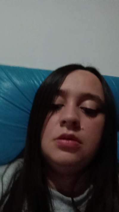 Lucianadelux2 live cam on Cam4