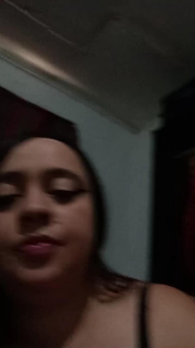 Lucianadelux2 live cam on Cam4