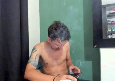Lucianbonet live cam on Cam4