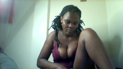 Luciaresa live cam on Cam4