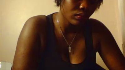 Luciaresa live cam on Cam4
