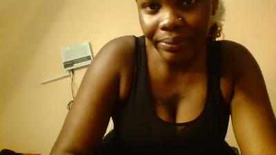 Luciaresa live cam on Cam4