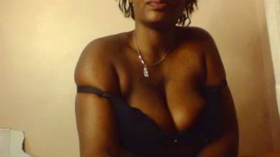 Luciaresa live cam on Cam4