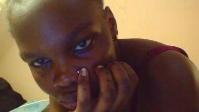 Luciaresa live cam on Cam4