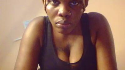 Luciaresa live cam on Cam4