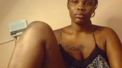 Luciaresa live cam on Cam4