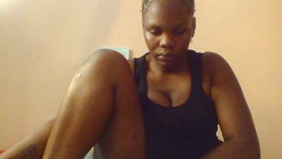Luciaresa live cam on Cam4