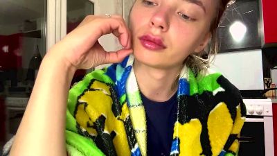 LucieMcgahen live cam on Cam4