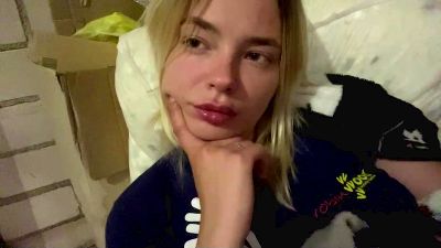 LucieMcgahen live cam on Cam4