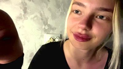 LucieMcgahen live cam on Cam4