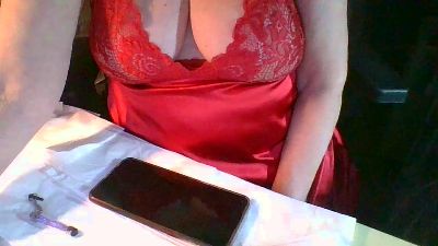 Luciema live cam on Cam4