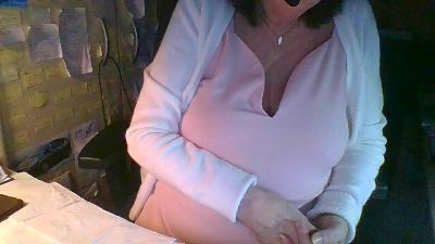 Luciema live cam on Cam4