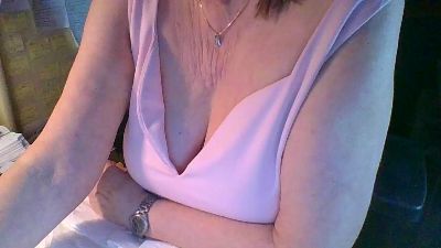 Luciema live cam on Cam4