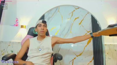 Lucien_boy live cam on Cam4