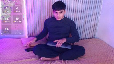LuciferM_Star_ live cam on Cam4