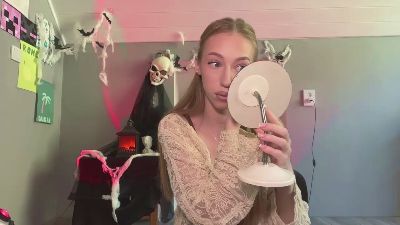 LucilleEstler live cam on Cam4