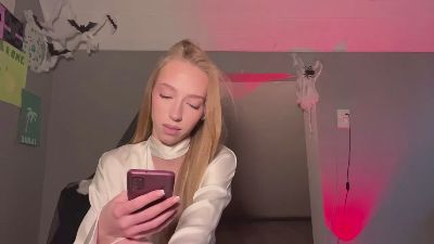 LucilleEstler live cam on Cam4