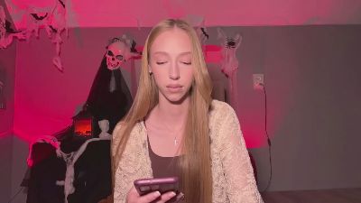 LucilleEstler live cam on Cam4