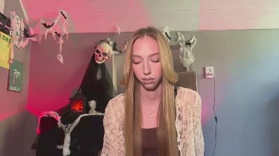 LucilleEstler live cam on Cam4