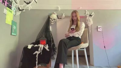 LucilleEstler live cam on Cam4