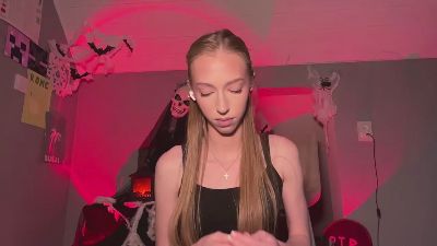 LucilleEstler live cam on Cam4