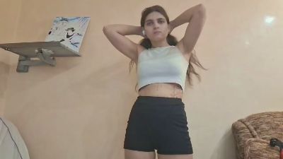 LucilleFeller live cam on Cam4