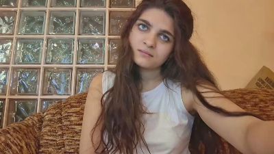 LucilleFeller live cam on Cam4