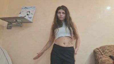 LucilleFeller live cam on Cam4