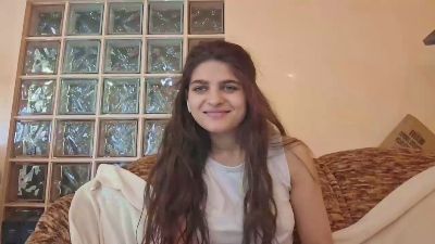 LucilleFeller live cam on Cam4