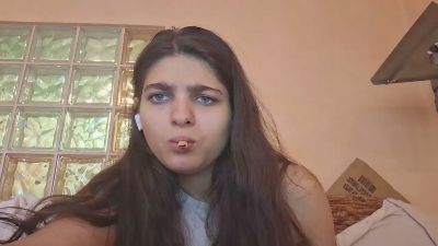 LucilleFeller live cam on Cam4
