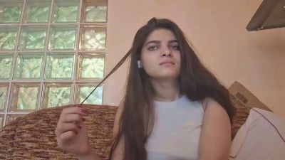LucilleFeller live cam on Cam4