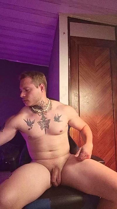 LuciusV live cam on Cam4