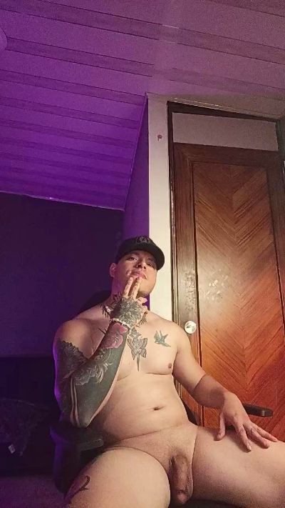 LuciusV live cam on Cam4
