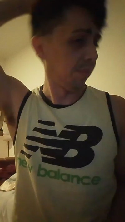 Luckbcrod live cam on Cam4