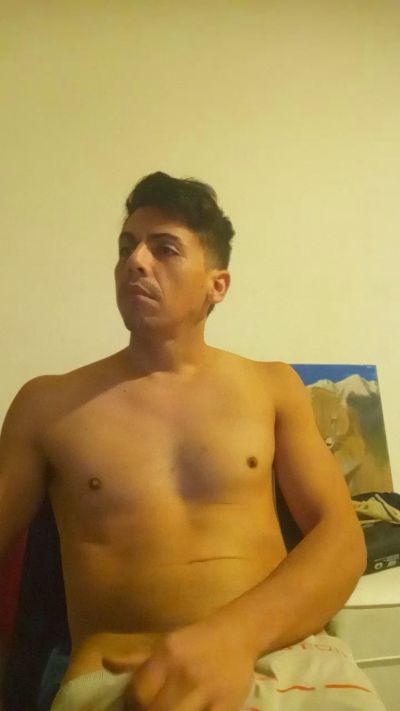 Luckbcrod live cam on Cam4